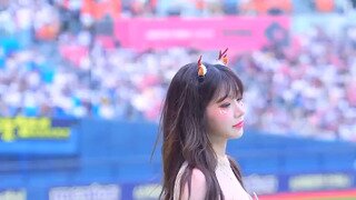 [단독]배우 윤선우·김가은, 열애설도 없었는데…10년 열애 끝 10월 결혼