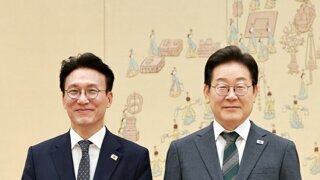 이재명 대통령, 국무총리 임명장 수여